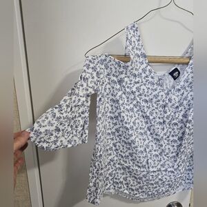 Floral Blue and White Women's Top